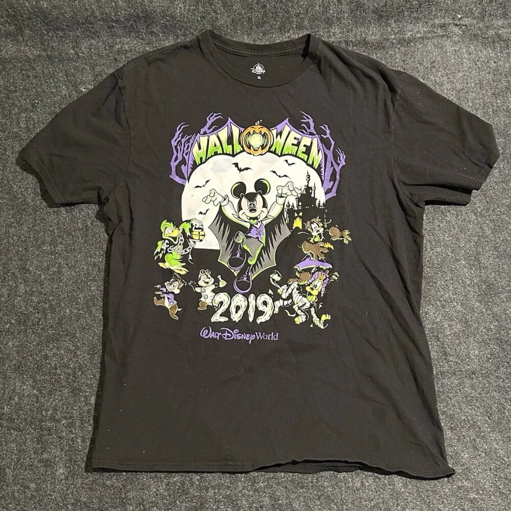 Disney Parks Halloween 2019 Mickey & Friends T-Shirt XL Glow in the Dark Tee
